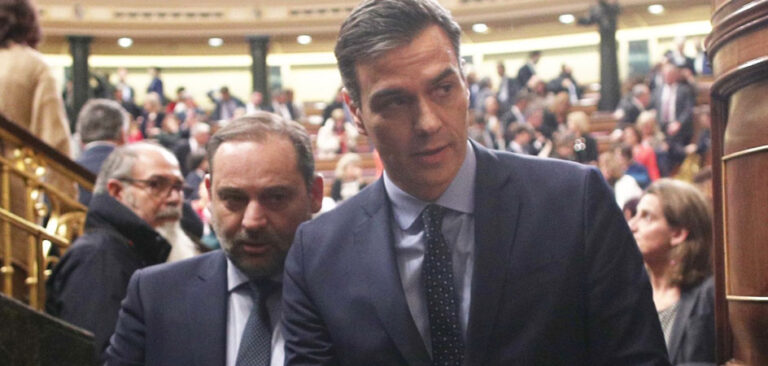 VOX Pide a Sánchez Demitir por Corrupto