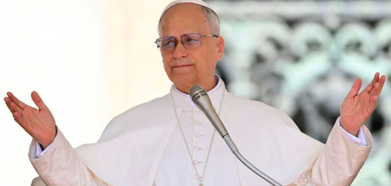 Pide León IV Alto al Fuego