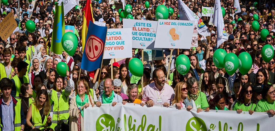 Fanáticos Abortistas Intentan Evitar Testimonios Generados por Abortos