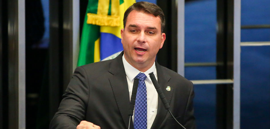 Flávio Bolsonaro se Unirá al Escudo de las Américas