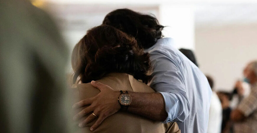 Nunca Hubo Ningún Abrazo