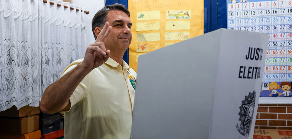 Flavio Bolsonaro: “Vamos a hacer el Mejor Gobierno”